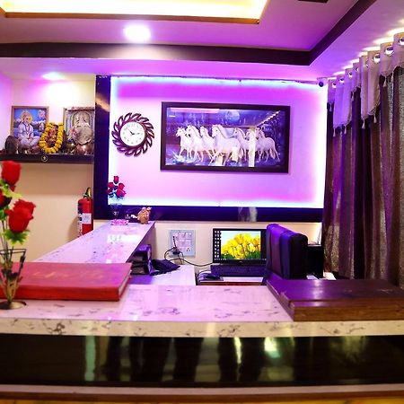 Hotel Citizen Inn Ahmedabad Bagian luar foto