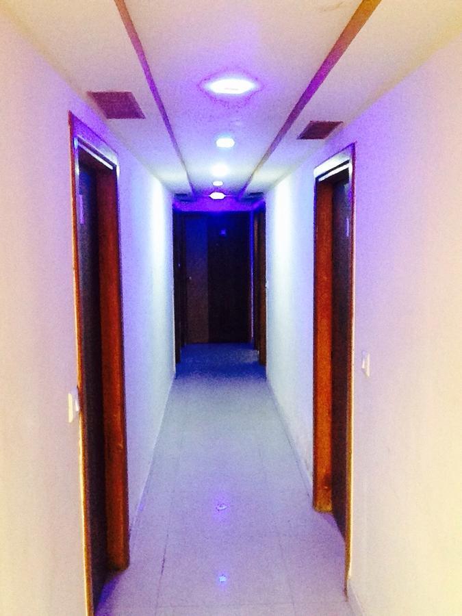 Hotel Citizen Inn Ahmedabad Bagian luar foto