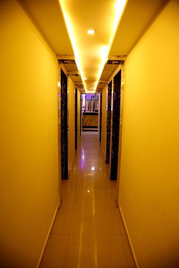 Hotel Citizen Inn Ahmedabad Bagian luar foto
