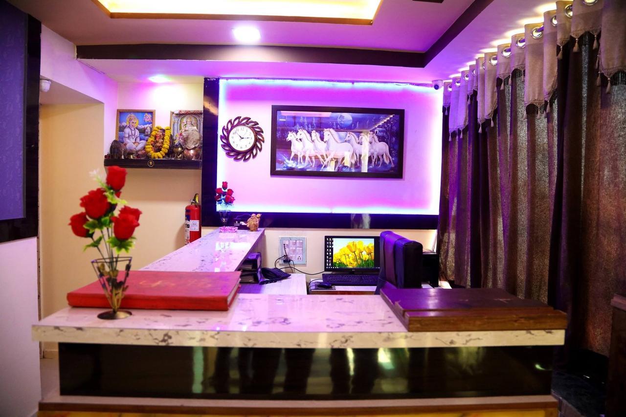 Hotel Citizen Inn Ahmedabad Bagian luar foto